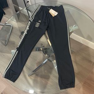 Calabasas Sweats
